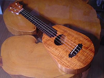 MASA UKULELE pineapple model